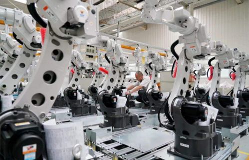 西方封鎖三十年，中國(guó)工業(yè)機(jī)器人創(chuàng)世界紀(jì)錄，技術(shù)開(kāi)發(fā)能力達(dá)全球平均兩倍